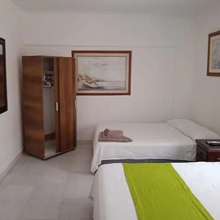Habitación I Frente A La Playa Pensión 3*